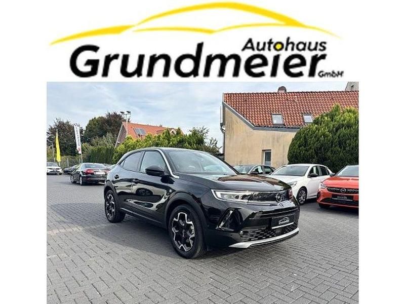 Diamant schwarz (metallic) Gebraucht 2022 Opel Mokka-e Ultimate SUV | 19.999 € (Etwas zu teuer) - Bild 1/4