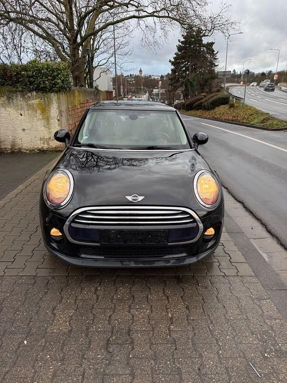 Gebraucht Mini Cooper D 116 PS (85 kW) 2015 Schwarz Kleinwagen
