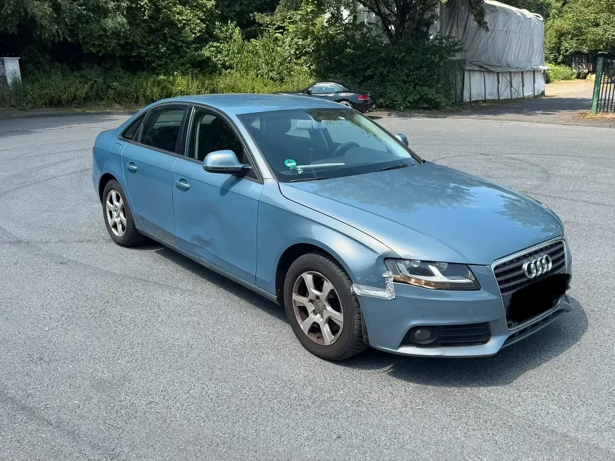 Gebraucht Audi A4 120 PS (88 kW) 2008 Blau Limousine