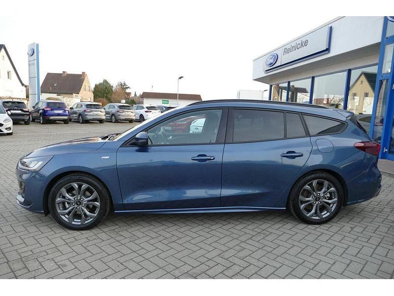 Gebraucht Ford Focus ST-Line X 155 PS (114 kW) 2025 Blau Limousine