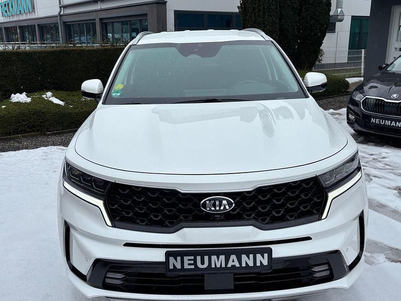 Weiß Gebraucht 2020 Kia Sorento Spirit SUV | 33.800 € (Fairer Preis) - Bild 1/4