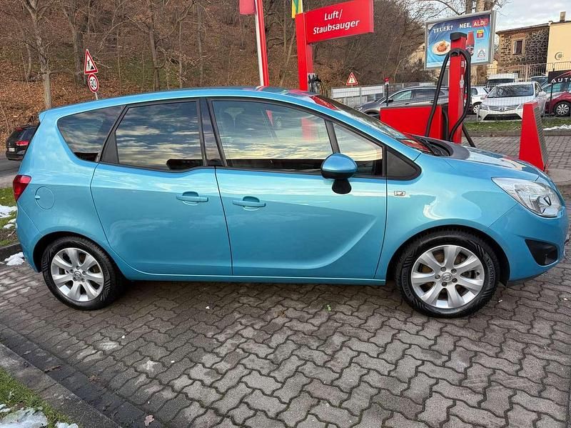 Gebraucht Opel Meriva 101 PS (74 kW) 2010 Blau Van / Kleinbus