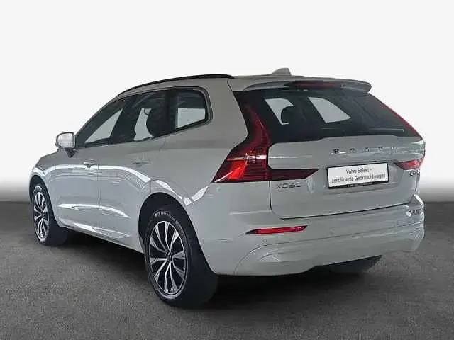 Gebraucht Volvo XC60 Core 250 PS (183 kW) 2025 Crystal weißperleffekt SUV