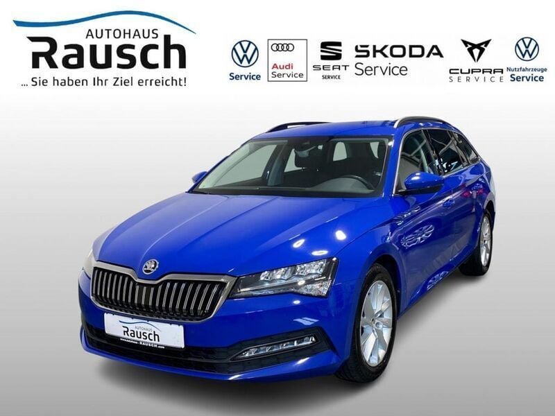 Blau Gebraucht 2022 Skoda Superb Ambition Kombi | 28.650 € (Fairer Preis) - Bild 1/4