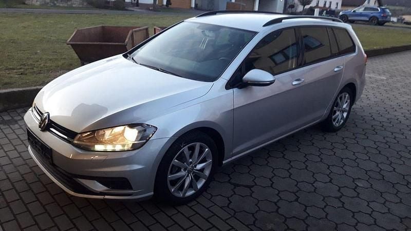 Gebraucht VW Golf VII 185 PS (136 kW) 2018 Silber Kombi