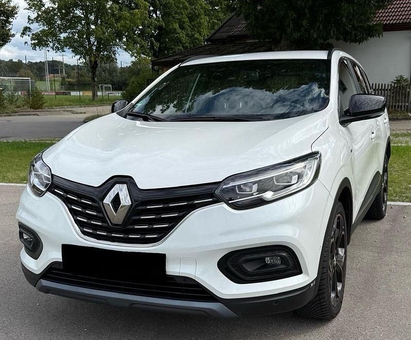Weiß Gebraucht 2021 Renault Kadjar Black Edition SUV | 15.999 € (Superpreis) - Bild 1/4