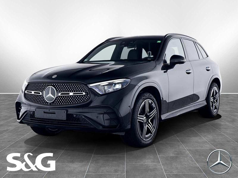 Gebraucht Mercedes GLC450 AMG 367 PS (269 kW) 2024 Schwarz SUV