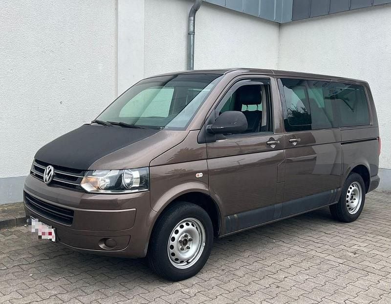 Braun Gebraucht 2015 VW T5 Highline Van | 15.999 € (Superpreis) - Bild 1/4