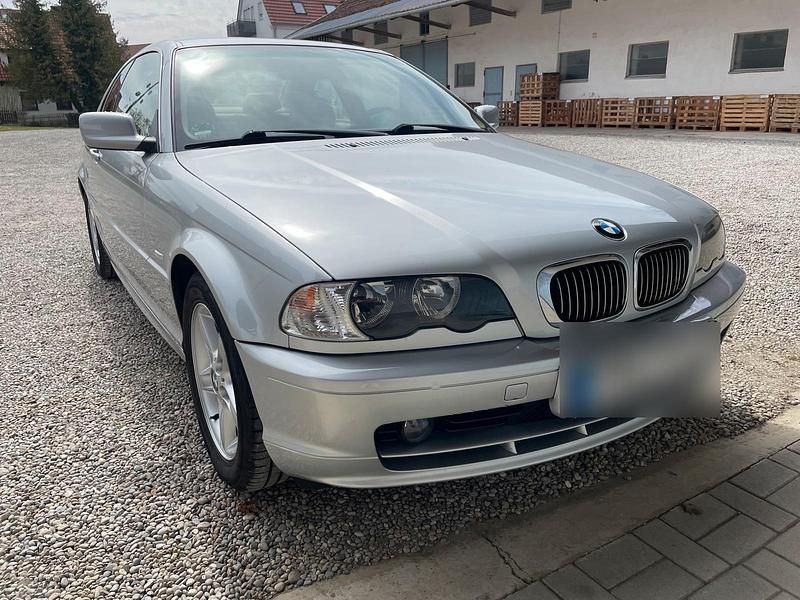 Gebraucht BMW 320 150 PS (110 kW) 2000 Silber Coupé