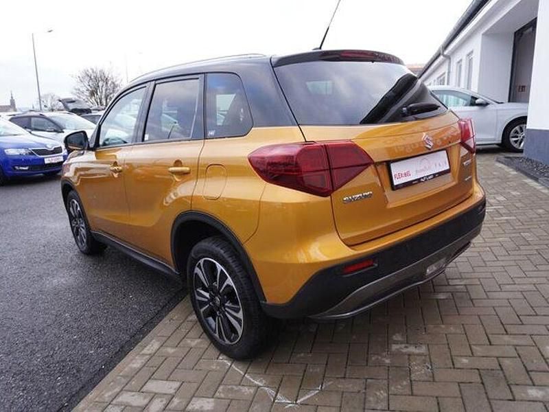 Gebraucht Suzuki Vitara Comfort+ 140 PS (102 kW) 2019 Gelb SUV