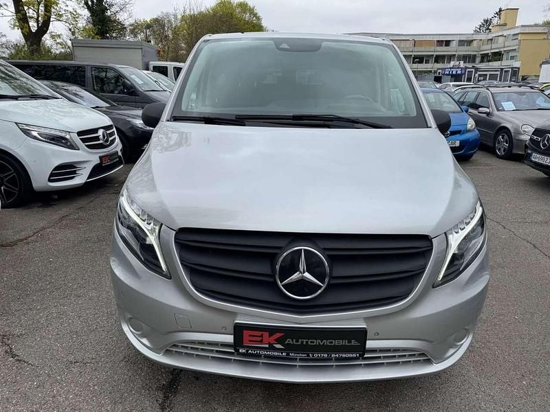 Second-hand Mercedes Vito 190 CP (139 kW) 2020 Argintiu Van