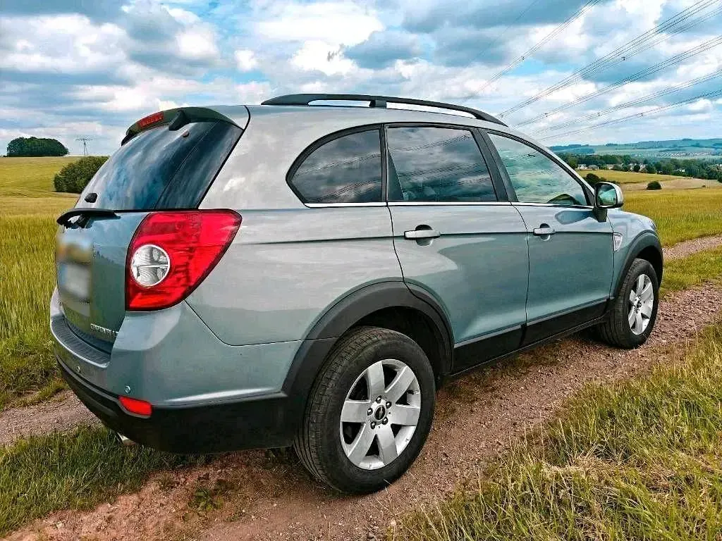 Gebraucht Chevrolet Captiva 150 PS (110 kW) 2010 Blau SUV