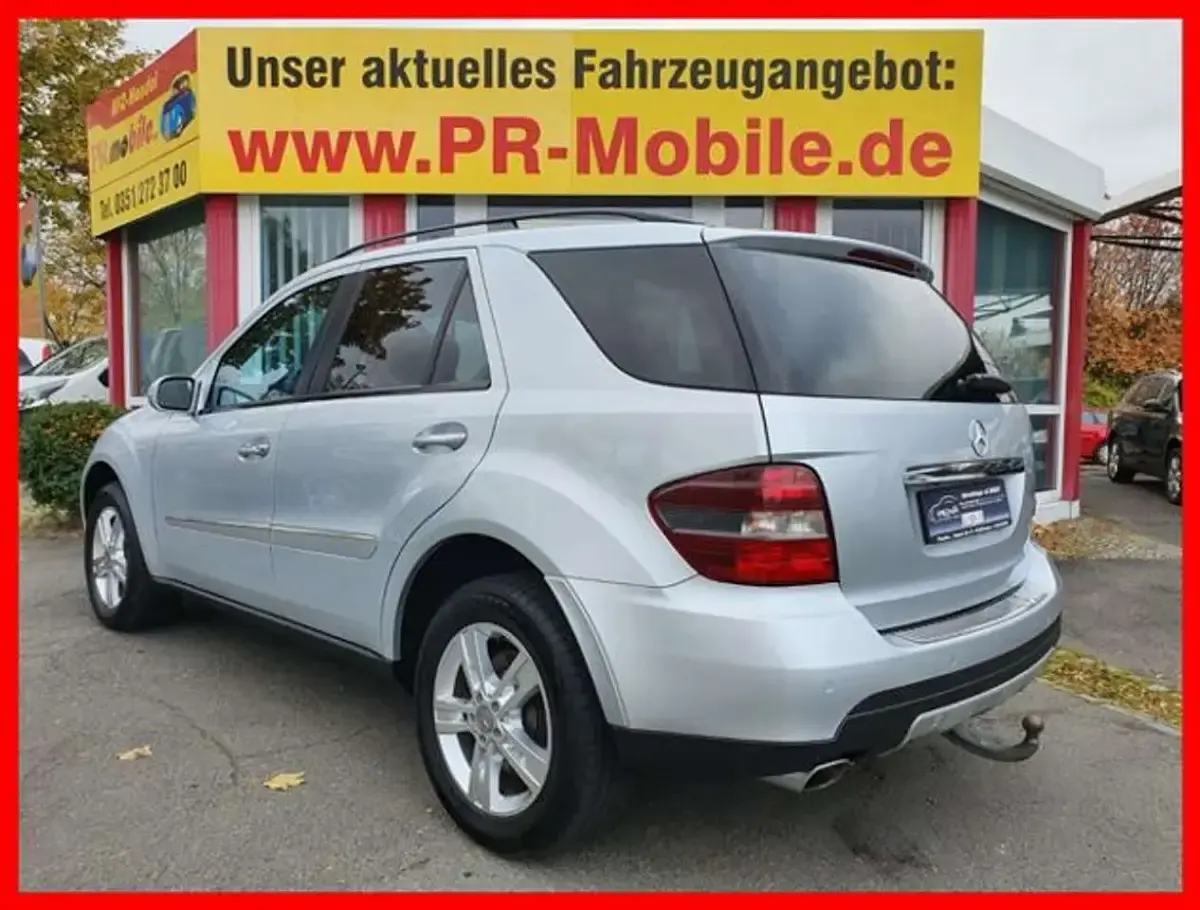 Gebraucht Mercedes ML420 306 PS (225 kW) 2007 Iridiumsilber SUV