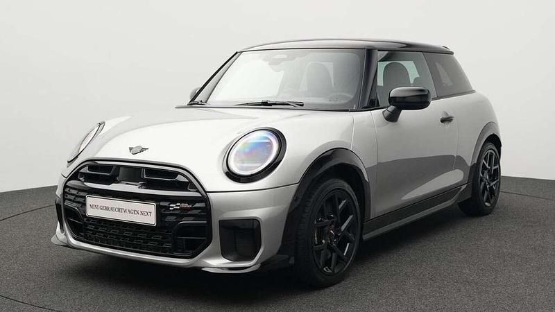 Grau Gebraucht 2024 Mini John Cooper Works Kleinwagen | 28.397 € (Fairer Preis) - Bild 1/4