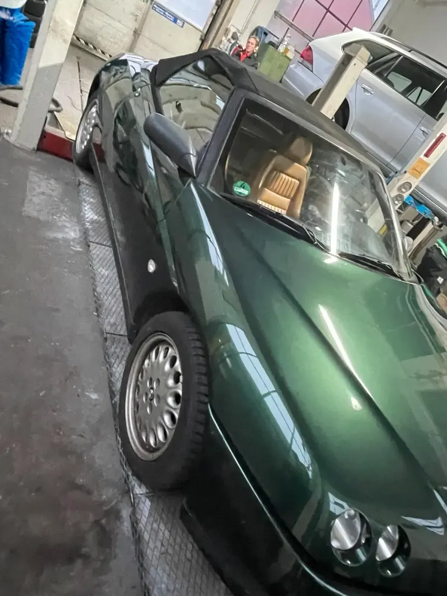 Second-hand Alfa Romeo Spider 150 CP (110 kW) 1998 Verde Cabrio