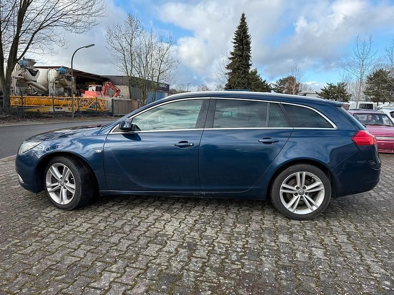 Gebraucht Opel Insignia 160 PS (117 kW) 2011 Blau Kombi