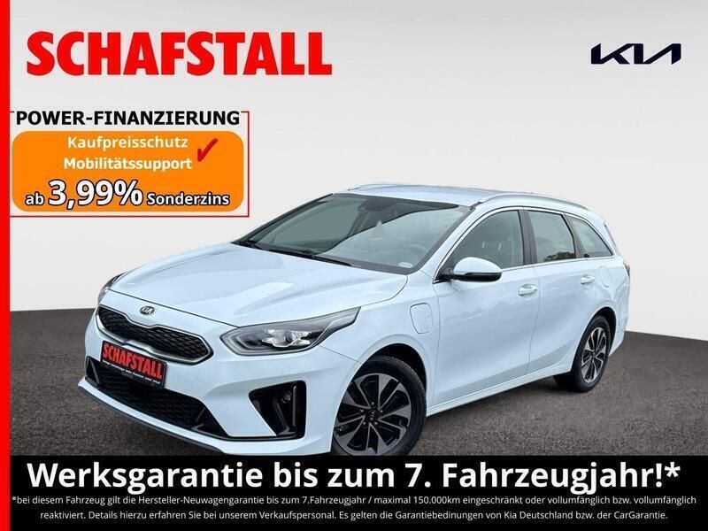 Weiss ((wd) cararraweiss) Gebraucht 2021 Kia Ceed Sportswagon Spirit Kombi | 18.479 € (Guter Preis) - Bild 1/3