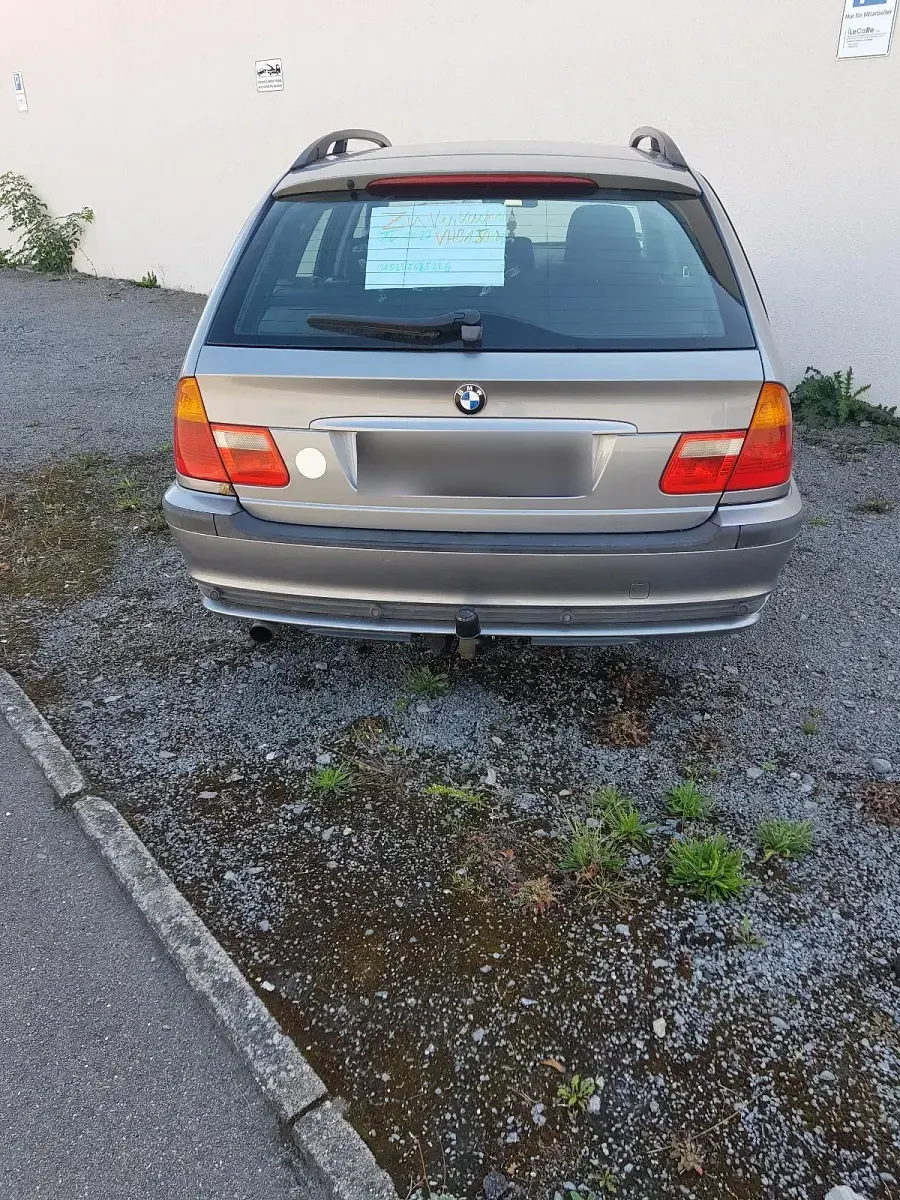 Gebraucht BMW 318 143 PS (105 kW) 2004 Grau Kombi