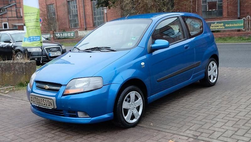 Gebraucht Chevrolet Kalos 72 PS (52 kW) 2008 Blau Limousine