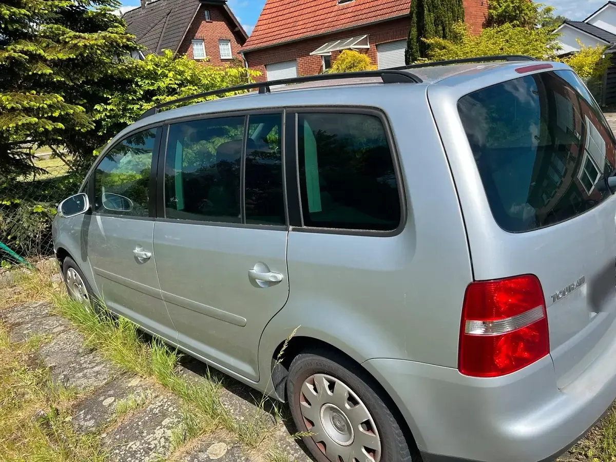 Gebraucht VW Touran 140 PS (102 kW) 2003 Silber Van / Kleinbus