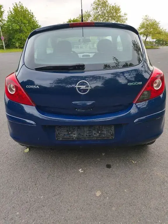 Second-hand Opel Corsa Innovation 60 CP (44 kW) 2009 Albastru Hatchback