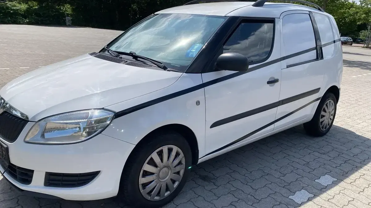 Gebraucht Skoda Roomster 90 PS (66 kW) 2014 Weiß Van / Kleinbus