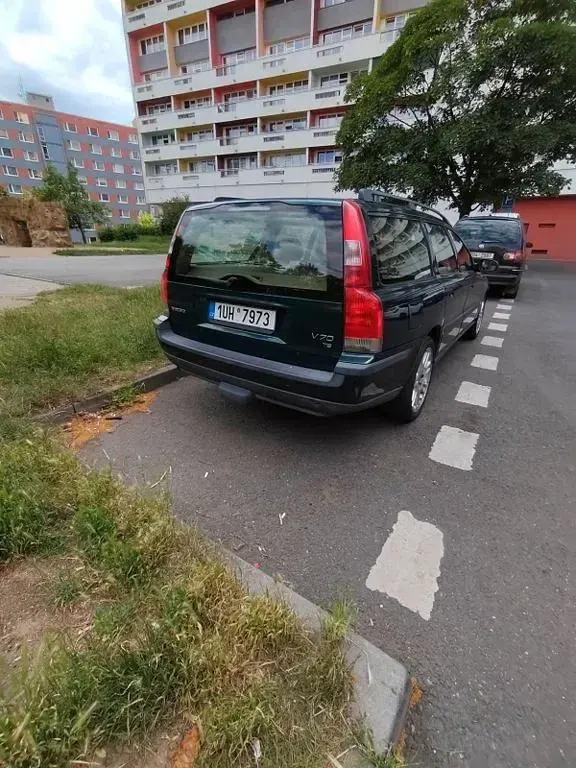 Gebraucht Volvo V70 250 PS (183 kW) 2000 Grün Kombi