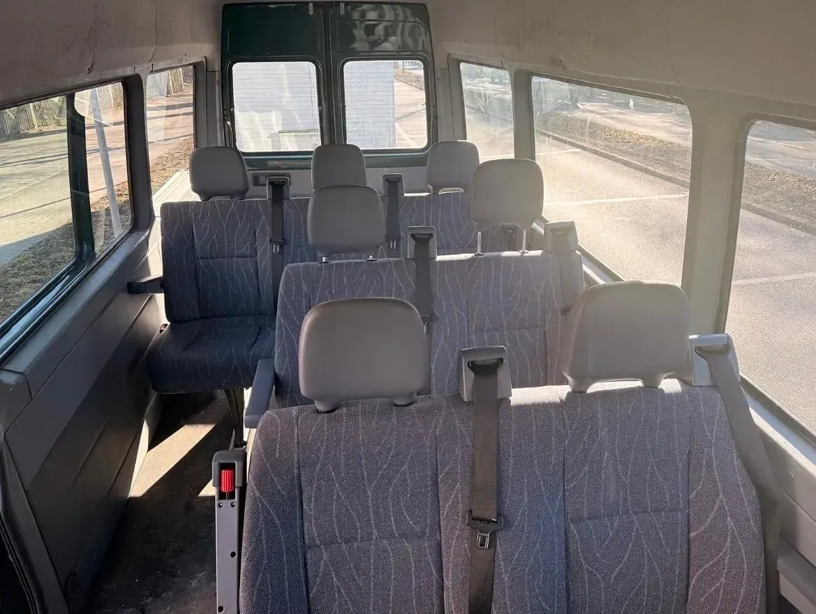 Używany Mercedes Sprinter 129 KM (94 kW) 2001 Zielony Van