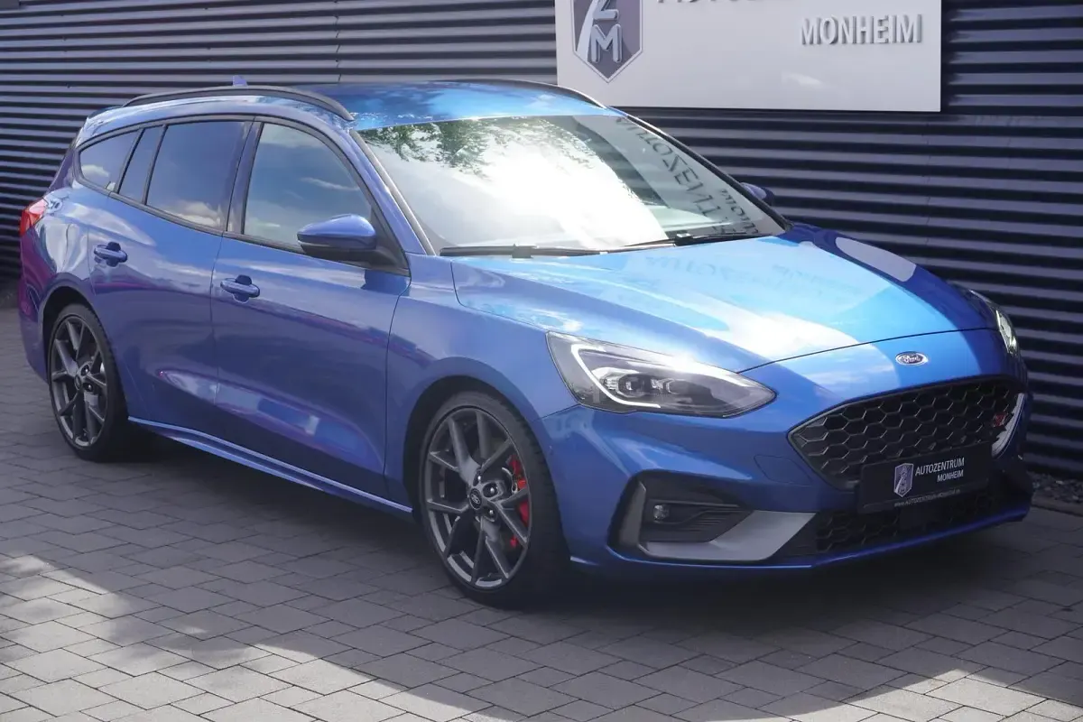 Używany Ford Focus ST 280 KM (205 kW) 2020 Niebieski Kombi