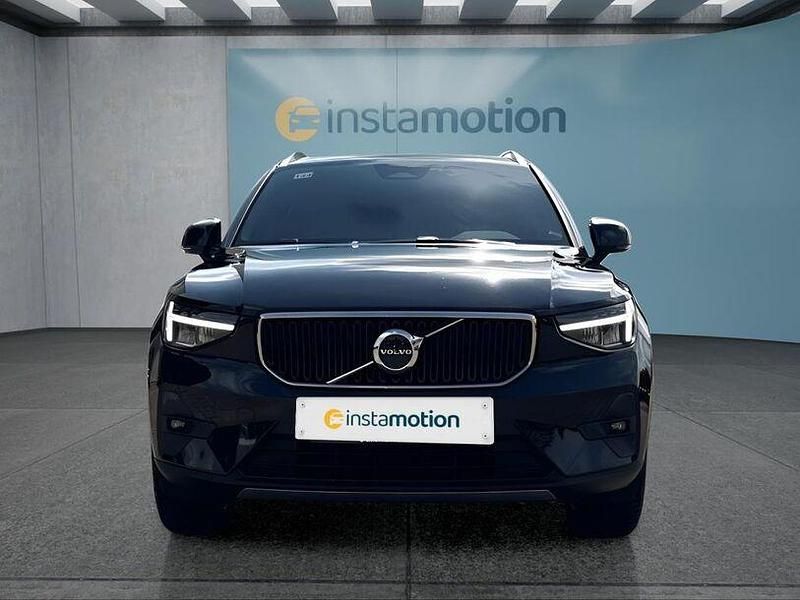 Gebraucht Volvo XC40 Core 163 PS (119 kW) 2024 Schwarz SUV