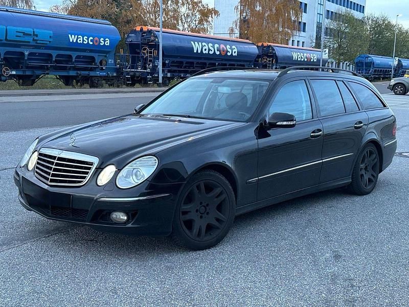 Schwarz Gebraucht 2007 Mercedes E280 Avantgarde Kombi | 4.000 € (Superpreis) - Bild 1/4