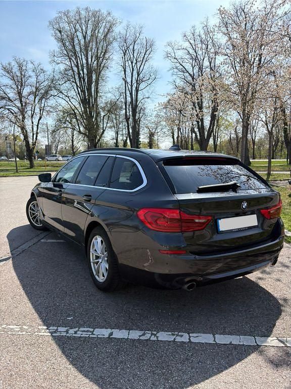 Używany BMW 530 265 KM (194 kW) 2019 Szary Kombi