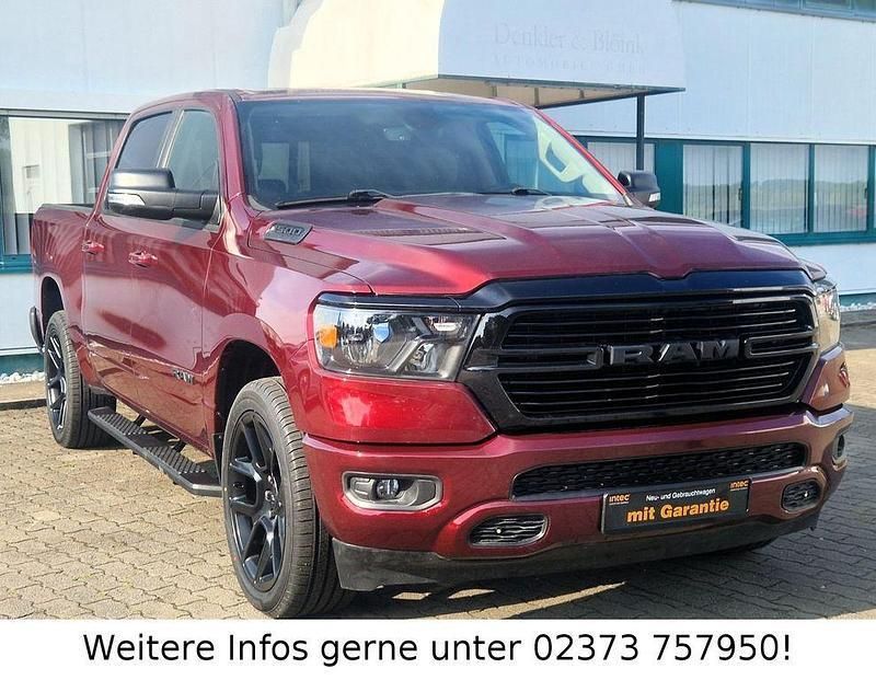 Rot Gebraucht 2023 Dodge Ram Abholung | 44.990 € (Guter Preis) - Bild 1/4