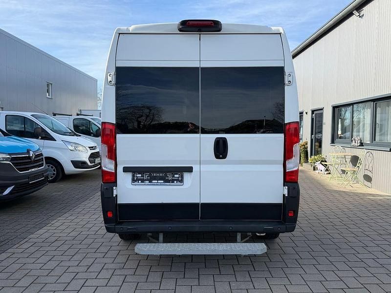 Gebraucht Peugeot Boxer 140 PS (102 kW) 2020 Weiß Van
