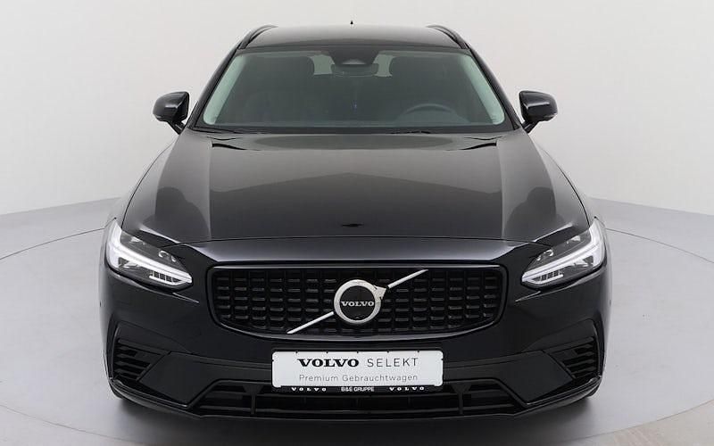 Gebraucht Volvo V90 Plus 455 PS (334 kW) 2025 Schwarz Kombi