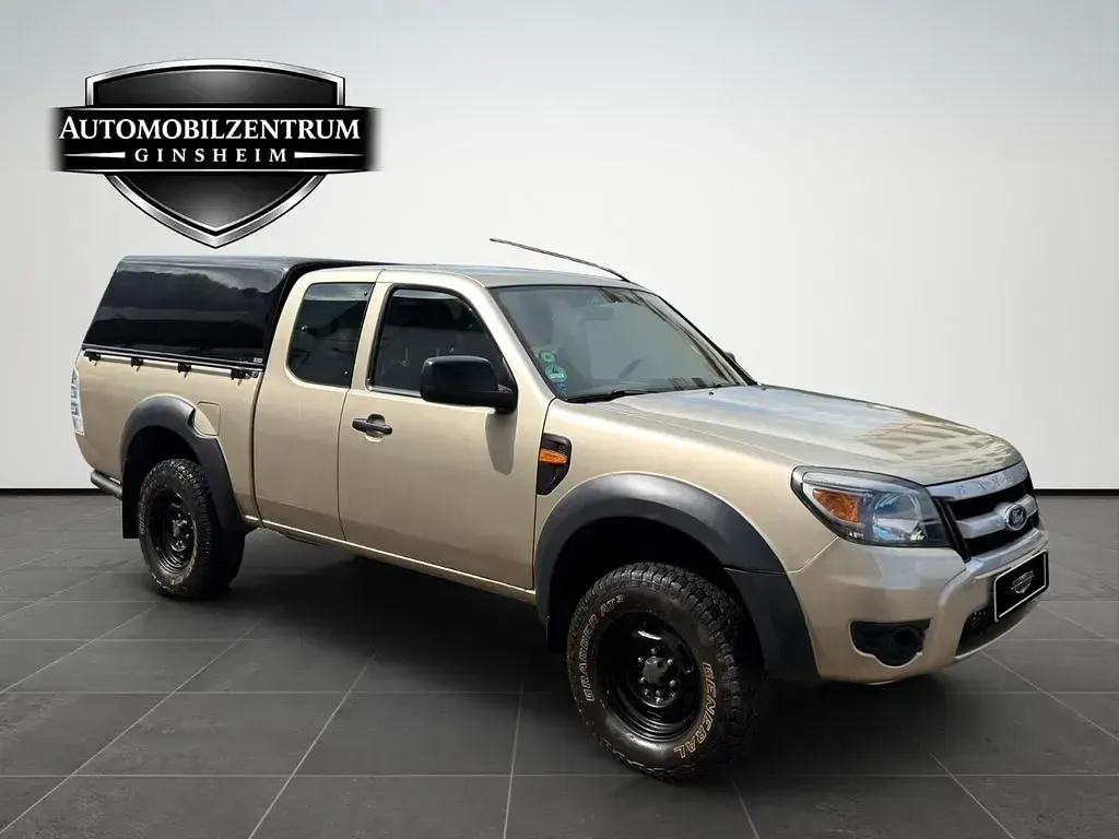 Używany Ford Ranger XL 143 KM (105 kW) 2011 Złoty Pickup