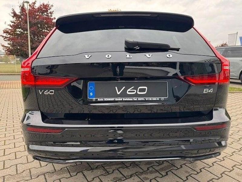 Gebraucht Volvo V60 Plus 197 PS (144 kW) 2025 Schwarz Kombi