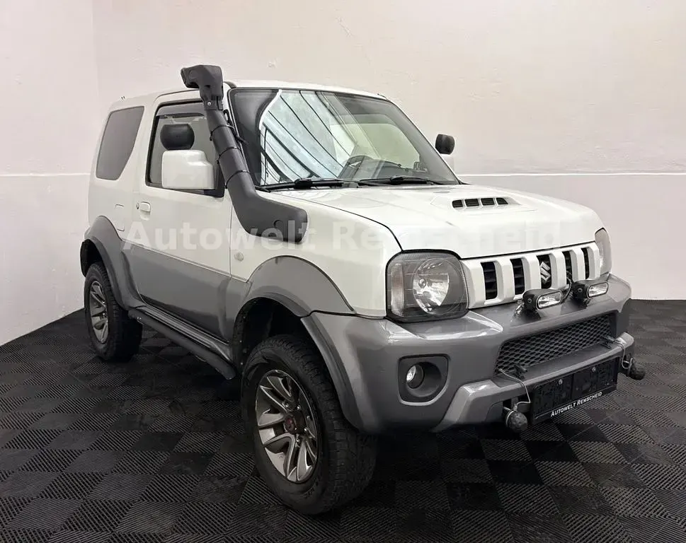 Gebraucht Suzuki Jimny 84 PS (61 kW) 2015 Weiß SUV