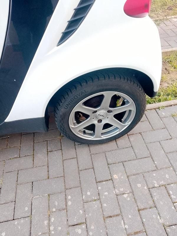 Second-hand Smart ForFour 68 CP (50 kW) 2009 Alb Hatchback