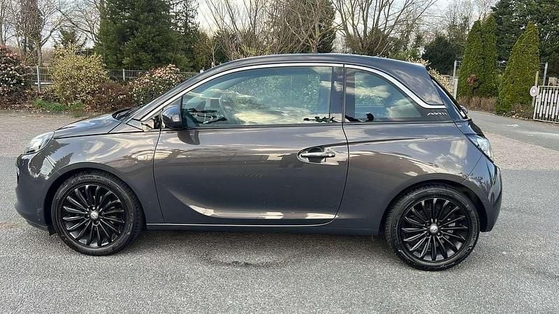 Gebraucht Opel Adam Glam 87 PS (63 kW) 2014 Plat.anthr./rogrey/0j:silbergr Kleinwagen
