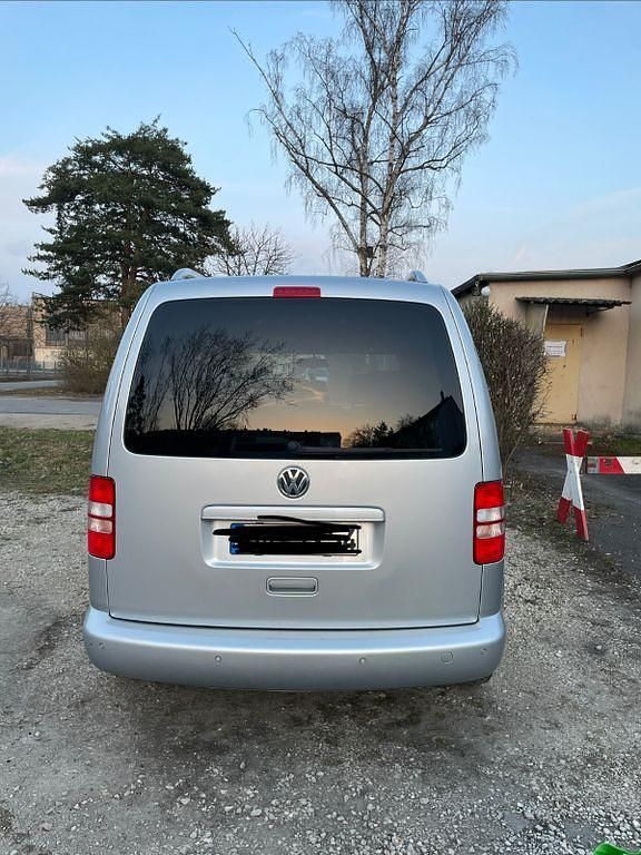 Gebraucht VW Caddy Edition 105 PS (77 kW) 2015 Silber Van / Kleinbus