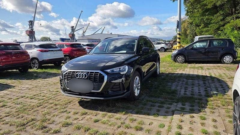 Schwarz Gebraucht 2024 Audi Q3 SUV | 33.290 € (Superpreis) - Bild 1/4