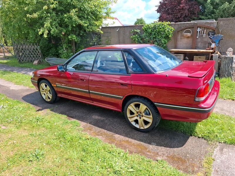 Gebraucht Subaru Legacy 116 PS (85 kW) 1992 Rot Limousine