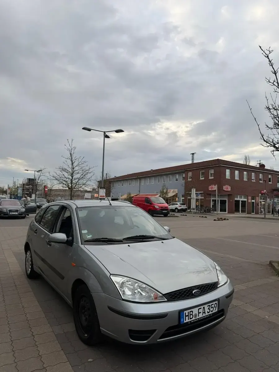 Usata Ford Focus 2003 Argento Utilitaria