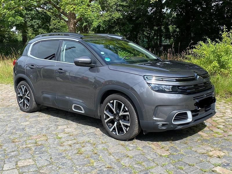 Andere außenfarben Gebraucht 2019 Citroën C5 Aircross Shine SUV | 16.750 € (Superpreis) - Bild 1/4