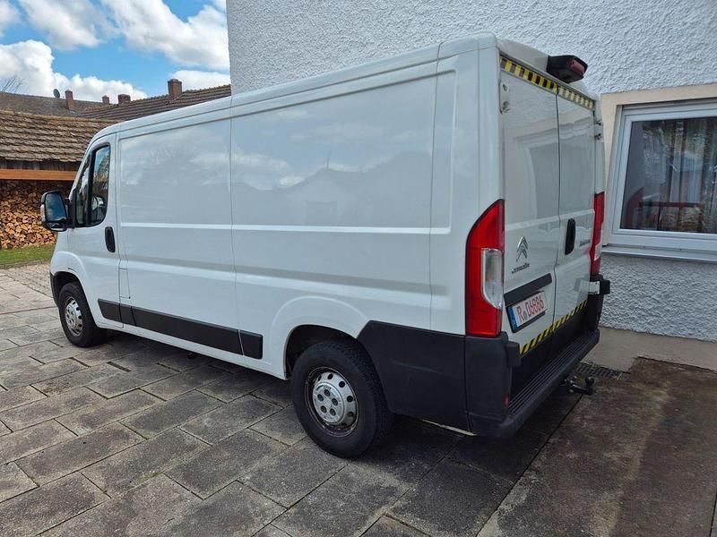 Second-hand Citroën Jumper Start 140 CP (102 kW) 2021 Alb Monovolum