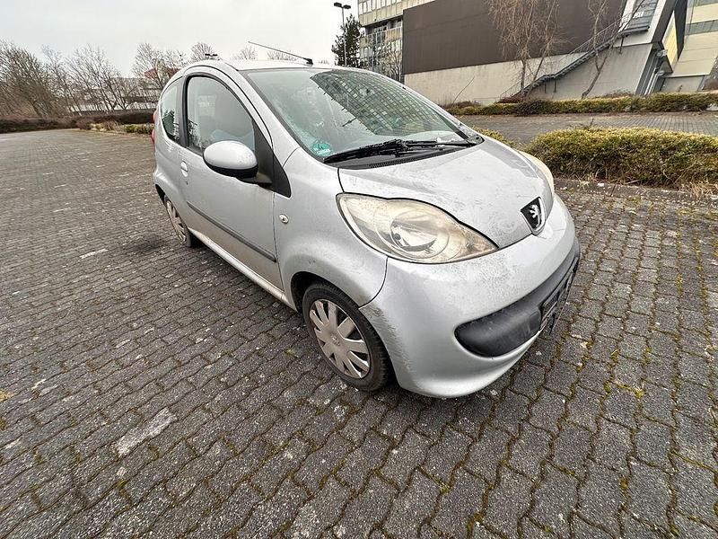 Gebraucht Peugeot 107 Filou 68 PS (50 kW) 2008 Silber Kleinwagen