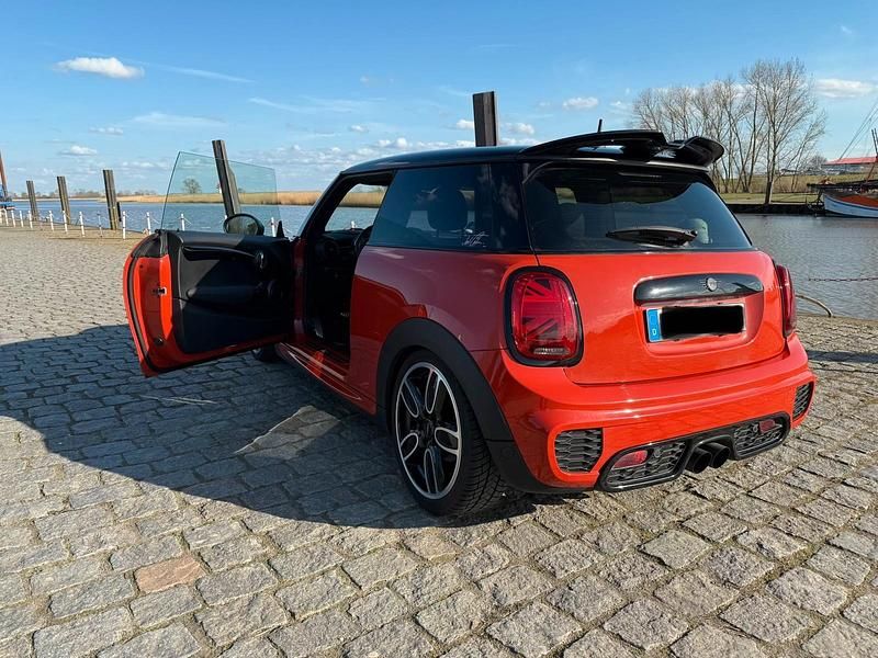 Usata Mini John Cooper Works 285 CV (209 kW) 2019 Arancione Utilitaria