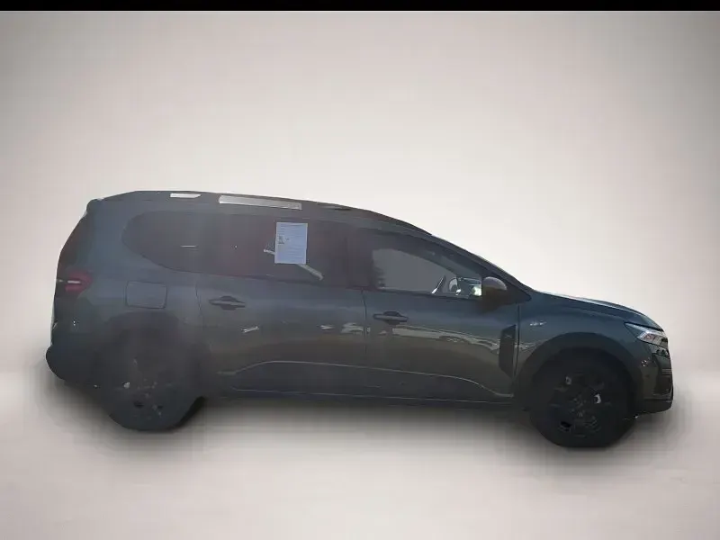 Neu Dacia Jogger Extreme 141 PS (103 kW) 2025 Grün Van / Kleinbus