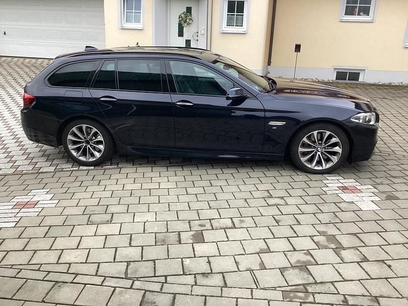 Gebraucht BMW 535 Efficient Dynamics 313 PS (230 kW) 2016 Schwarz Kombi
